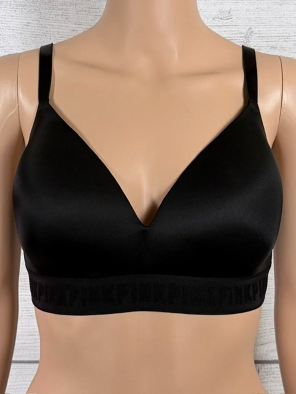 Bundle NWOT PINK VS Wear Everywhere Wireless Lightly Lined Bra 36D Black & Nude